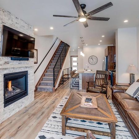 New Luxury Villa #256 With Rooftop Hot Tub & Great Views - 500 Dollars Of Free Activities & Equipment Rentals Daily Winter Park Exterior photo